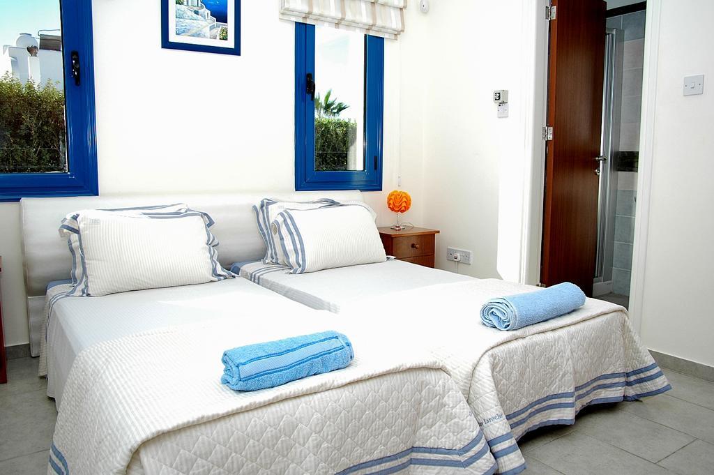 Kymmates Beach Front Villas Pafos Dış mekan fotoğraf