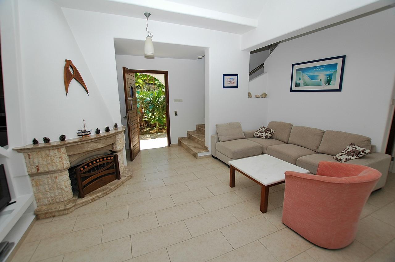 Kymmates Beach Front Villas Pafos Dış mekan fotoğraf
